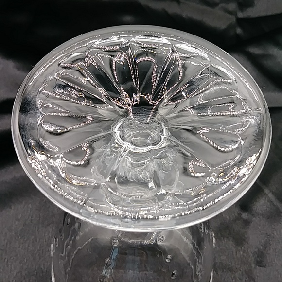 🐧HP! 2 Clear Vintage Stemmed Goblets With Bead & Braid Decorations. - Picture 8 of 10